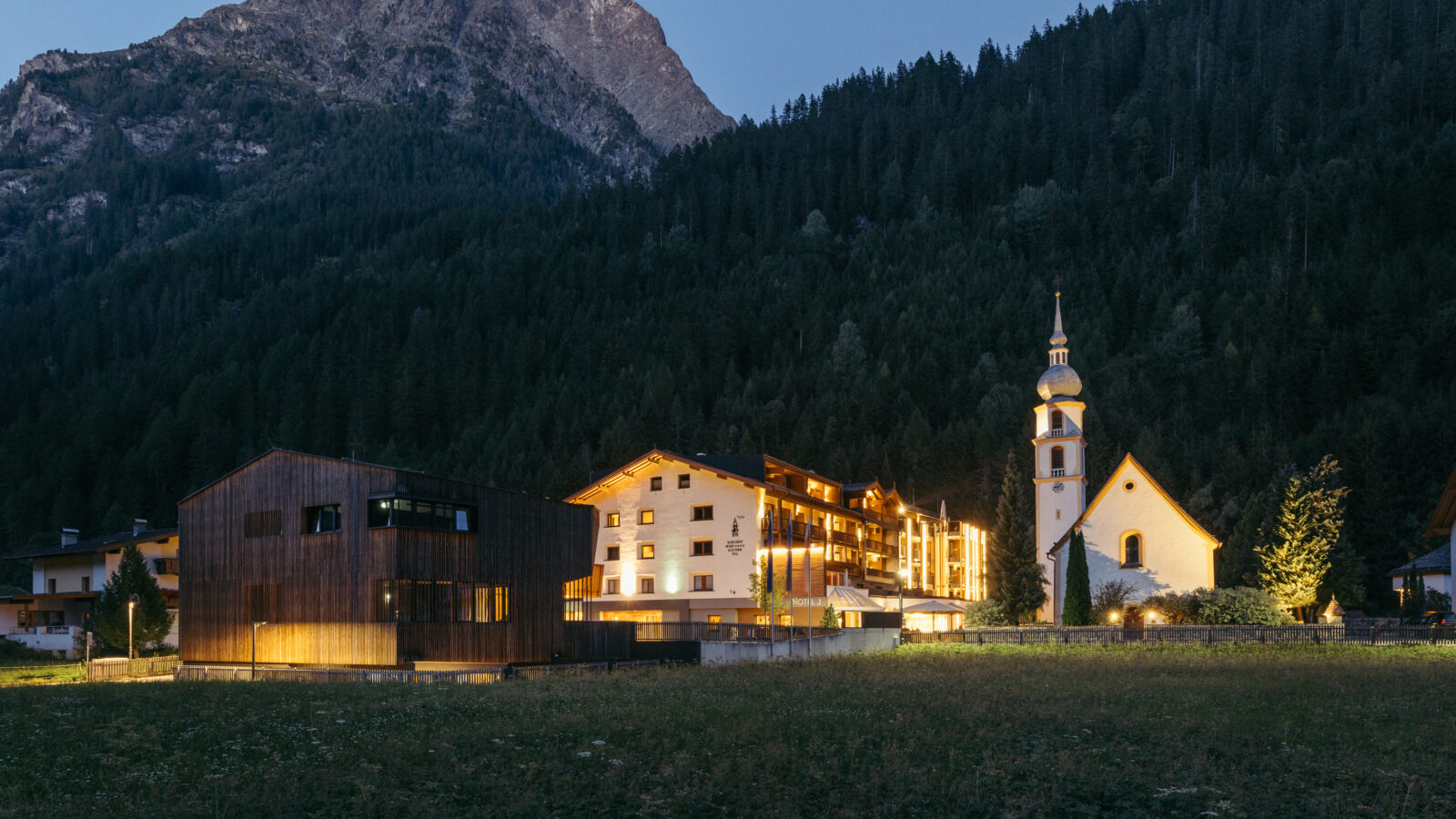 Zur Alpenrosenblüte nach Tirol (Kaunertal)